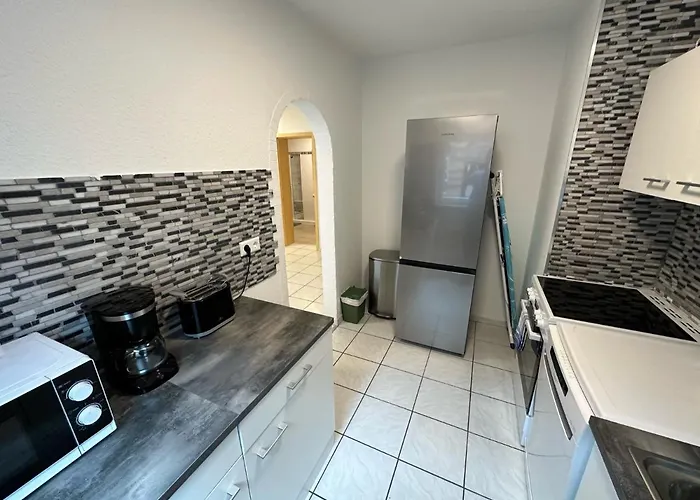 شقة Beautiful, Large And Great With Balcony In Location كارلسروه