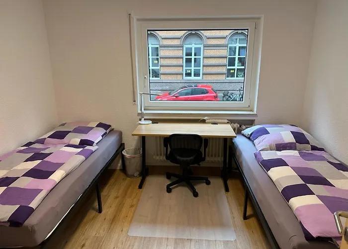 Beautiful, Large And Great With Balcony In Location شقة *