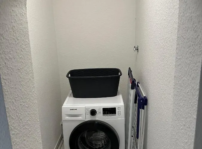 شقة Beautiful, Large And Great With Balcony In Location *