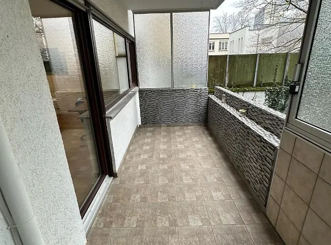 شقة Beautiful, Large And Great With Balcony In Location كارلسروه